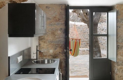 Lefktron House | Recently Renovated 1830's Monastery with Garden And Boutique Amenities