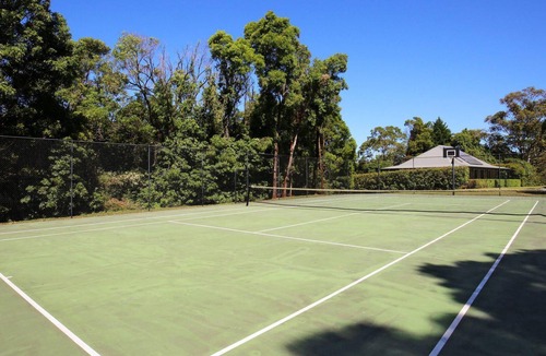 Bellawongarah House | Red Hill - Relax and Rejuvenate