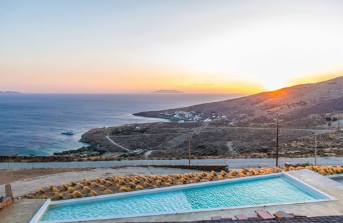 Exomvourgo Villa | Regenesis 2 3BDR Pool Villa by UpGreat Hospitality