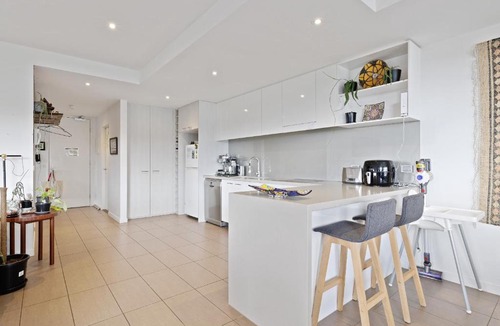 San Remo House | Rejuvenate San Remo - WiFi, Parking, Beach 200m, Family Friendly