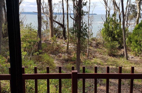 Lilli Pilli House | Relax and unwind in the lovely home next to the ocean