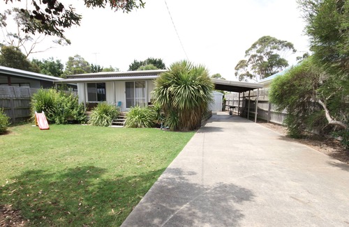 Cowes House | Relax at Red Rocks - Pet friendly- Serenity - WiFi - Foxtel