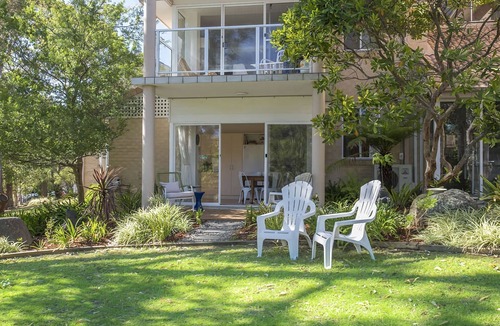 Mollymook Beach Apartment | Relax at The Sands - Exceptionally presented unit just moments from the beach