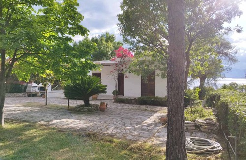 Aktio-Vonitsa Cottage | Relax in green by the sea