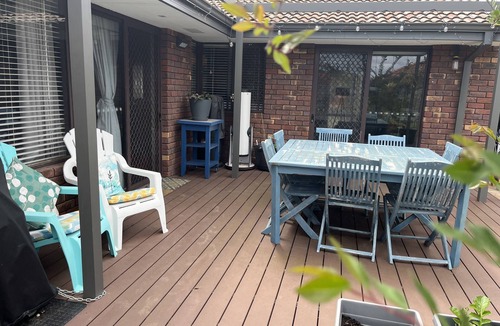 Geographe House | Relaxed family home - 5 min walk to the beach