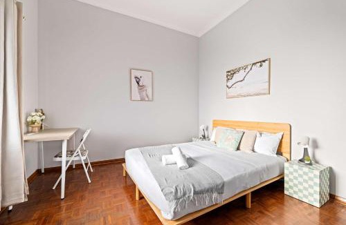 Belmore House | Relaxing Double Room in Belmore - Convenient Stay Near Shops - Shared Bathroom