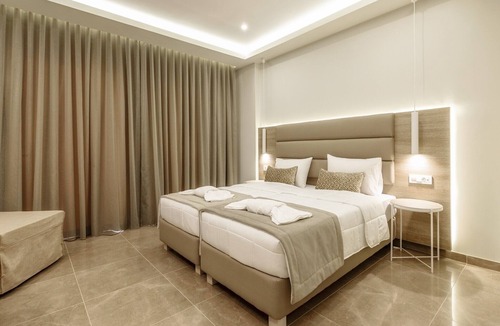 Amoudi Hotel | Remezzo Studios & Apartments