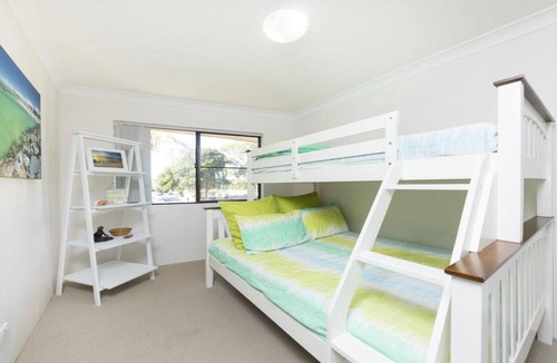 Forster Apartment | Renas Court 8 - This property is in wonderful location just across the road from Wallis Lake!