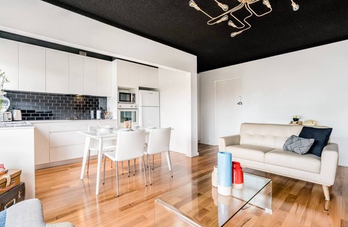 Drummoyne Apartment | Renovated Retro Apartment Near Harbour Front Walks