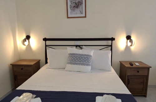 Gavrio Apartment | RESTIA Beachfront