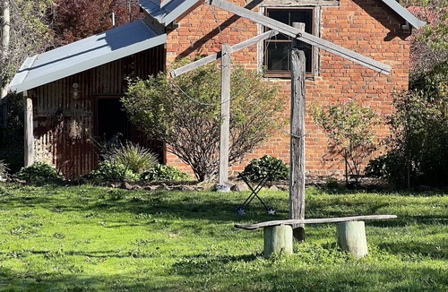 Locksley Cottage | Restored 1826 Convict Quarters at Locksley. 25 mins to Bathurst