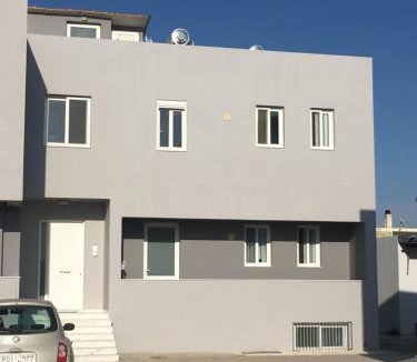 Petaloudes Apartment | Retas apartment up