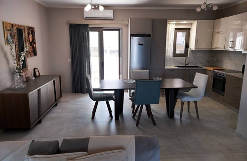 Platanes House | Rethymno Suburb Maisonette