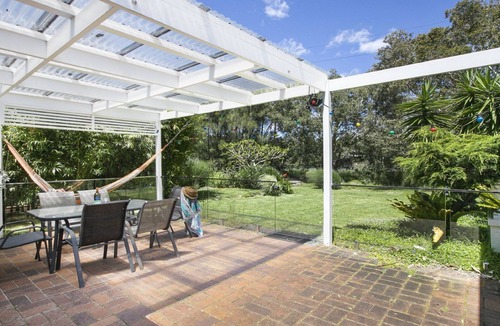 Copacabana House | Right on the lake, easy access to beach all one level