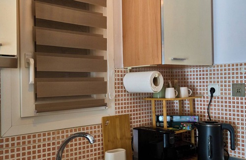Larissa Apartment | Rio studio apt- Cozy & Quiet Central escape