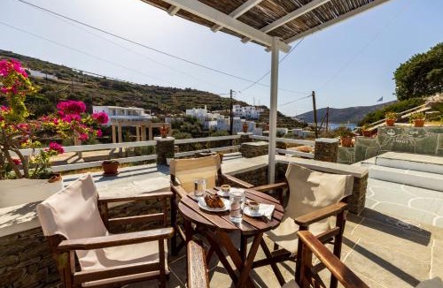 Platis Gialos Apartment | Rita Rooms Sifnos