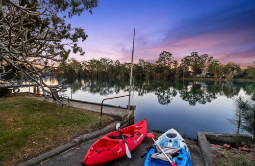 Dora Creek House | River Retreat