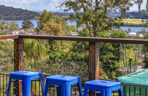 Maclean House | River View Cottage
