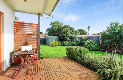 Goolwa South House | Riverport Retreat - Pet Friendly, close to the river, free Wifi + linen included
