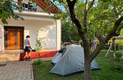 Puke Bed & Breakfast | Riza Apartment
