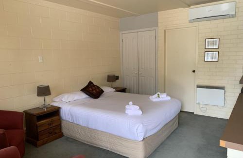 Robertson Hotel | Robertson Country Motel
