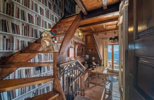 Arachova Ski Chalet | Rock Dandy Deluxe Chalet - Panoramic Mountains & Sauna