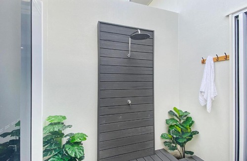 Picnic Bay Villa | Rock Salt Villa 2