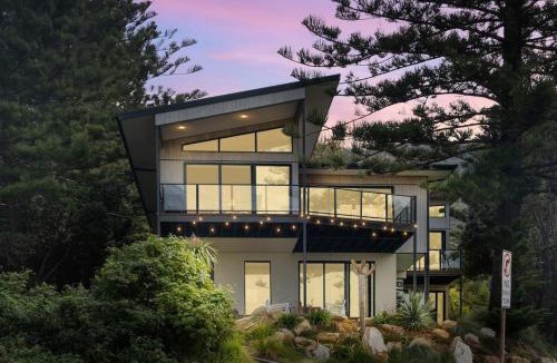 Coledale House | 'rockpool' - Direct Beach Access
