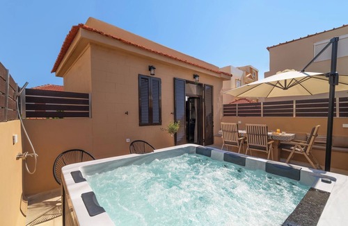 Rhodes Town Villa | Rodos Aqua Luxury Villa close to Rhodes