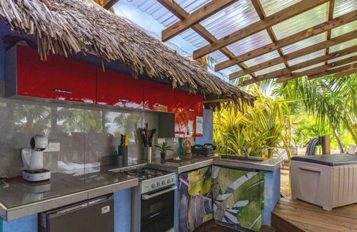 Moorea-Maiao House | Romantic Beachfront Escape with Modern Comforts