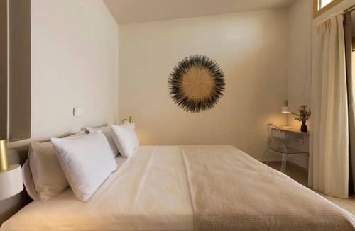 Skaloma House | Romantic Double Room with Sea View