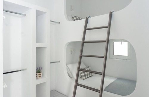 Parikia Hotel | Room 4 @ Pelican Paros in the Old Town!