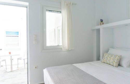 Parikia Hotel | Room 6 @ Pelican Paros in the Old Town!