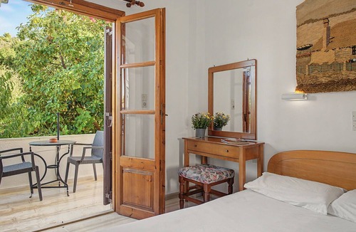 Psaropouli Apartment | Room 'Orama 32' with Sea View, Wi-Fi and Air Conditioning