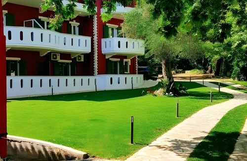 Parga Apartment | Room "Studio" with Shared Terrace, Wi-Fi and Air Conditioning