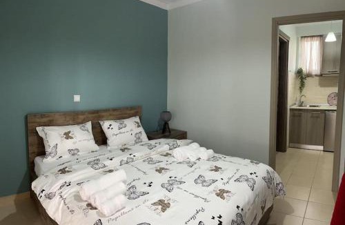 Drama Apartment | Room with a view