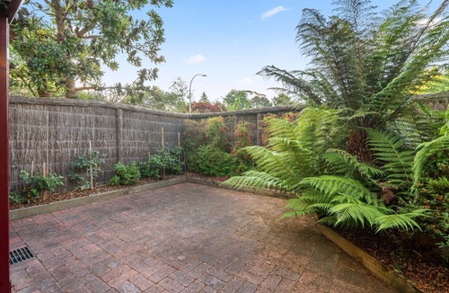 Blackheath House | Rosella Retreat | Perfect getaway for family and friends