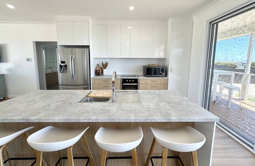 Port Victoria House | Rosie's Place - Stunning New Home with Coastal Views