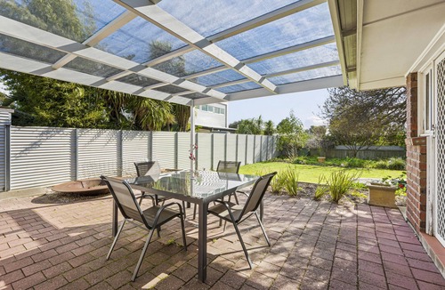 Port Willunga House | Rosie's ~ Port Willunga - Comfy Seaside Retreat in Peaceful Port Willunga | Pets Negotiable