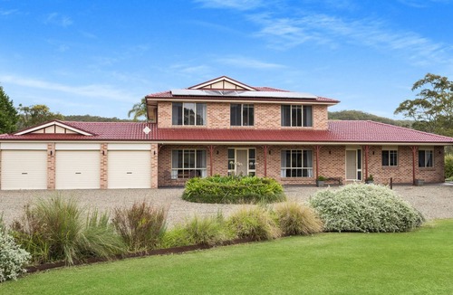 Far Meadow House | Roxy - A Secluded Luxury Estate Near Berry, where Serenity Meets Family Comfort
