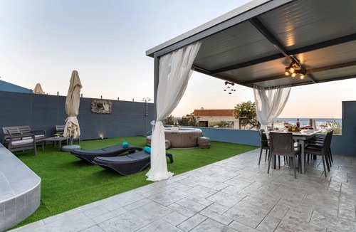 Stegna Apartment | Royal Luxury Studios