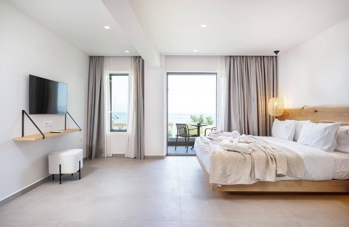 Psalidi Hotel | Sagredo Beachfront Retreat & Spa by E-GEO