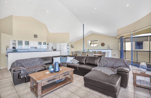 Aldinga Beach House | Sail Away ~ Aldinga Beach - Large and Luxurious Esplanade Home with Panoramic Sea Views