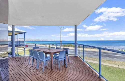Aldinga Beach House | Sail Away ~ Aldinga Beach - Large and Luxurious Esplanade Home with Panoramic Sea Views
