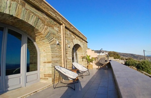 Ydrousa Apartment | Sails