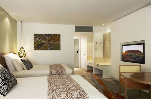 Yulara Hotel | Sails In The Desert