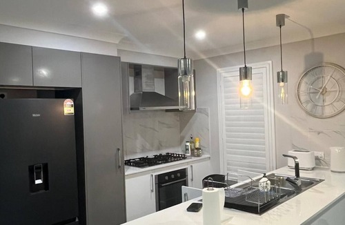 Marsden Park House | SairParadise luxuries and affordable stay for all families and couples .