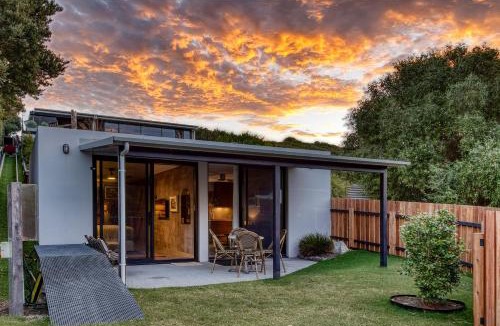 Venus Bay Ski Chalet | SALT Luxury Couples Bungalow