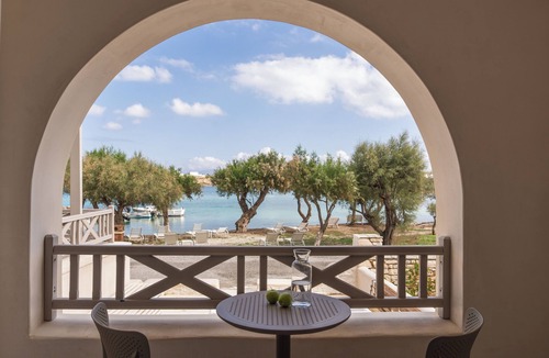 Naousa Hotel | Salt Suites Paros