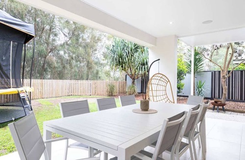 Twin Waters House | Saltbreeze - Laidback Poolside Living by the Canal